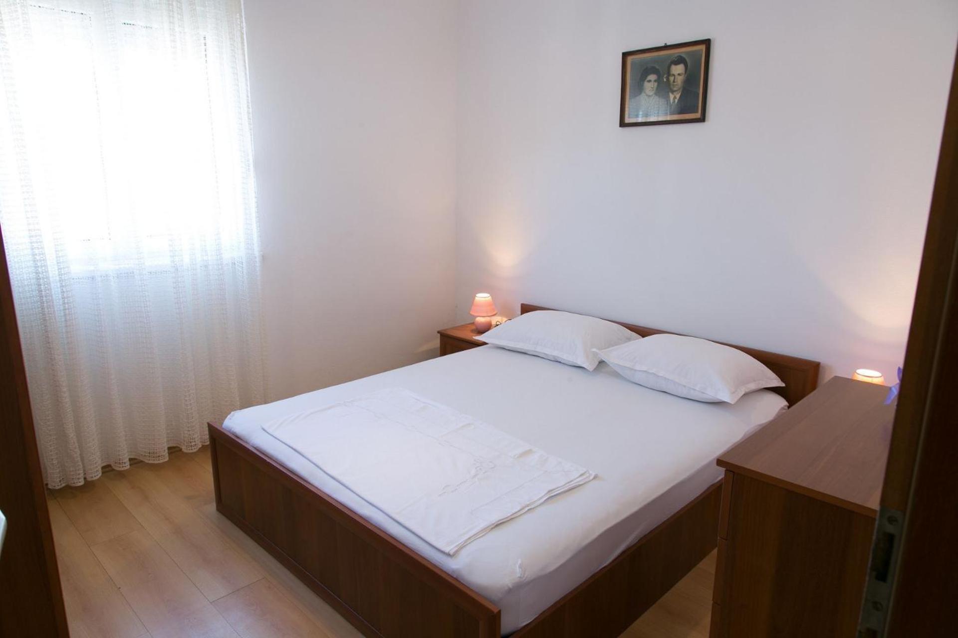 Apartments Ivica - 150M From Sea Trogir Exteriör bild