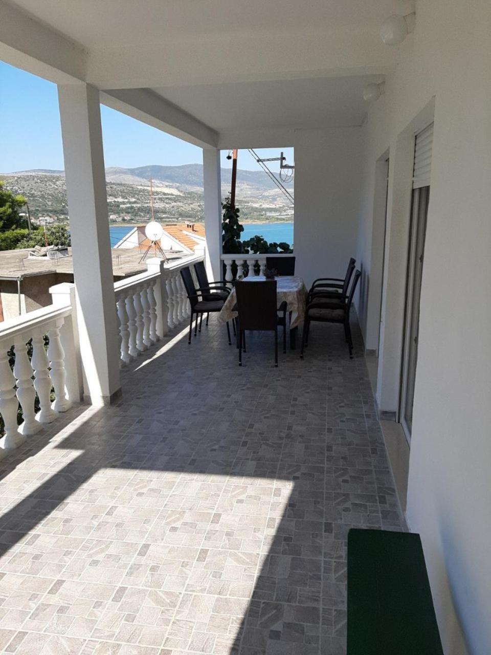 Apartments Ivica - 150M From Sea Trogir Exteriör bild