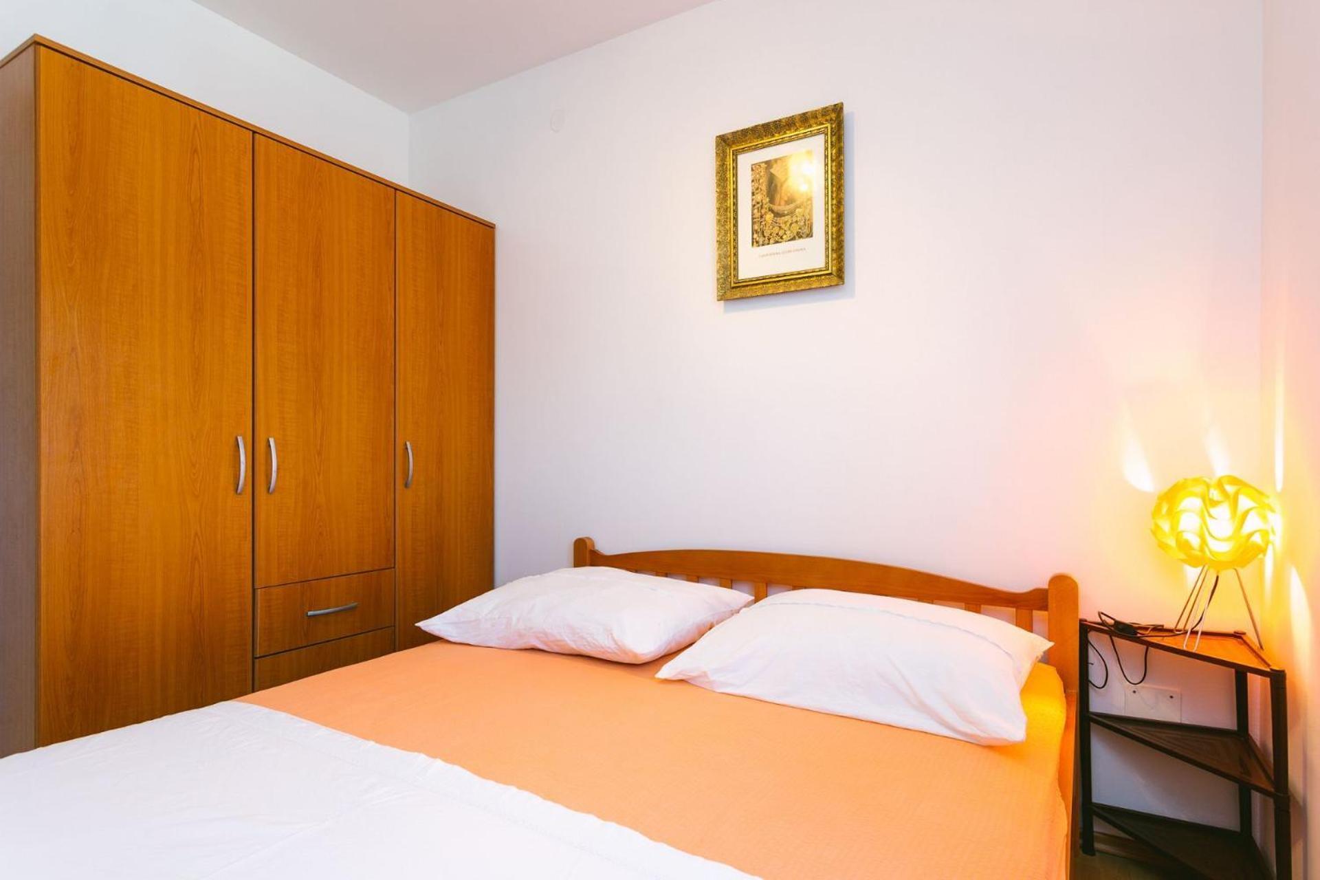 Apartments Ivica - 150M From Sea Trogir Exteriör bild