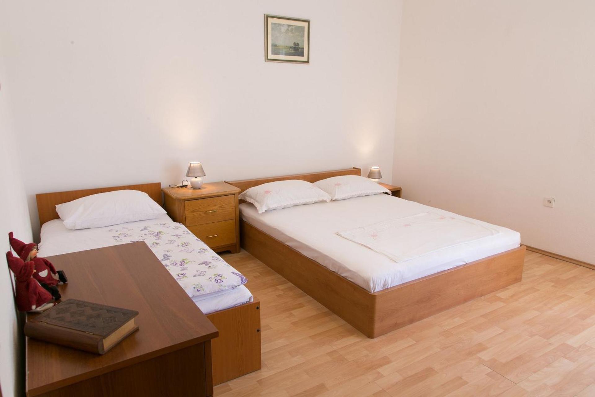 Apartments Ivica - 150M From Sea Trogir Exteriör bild
