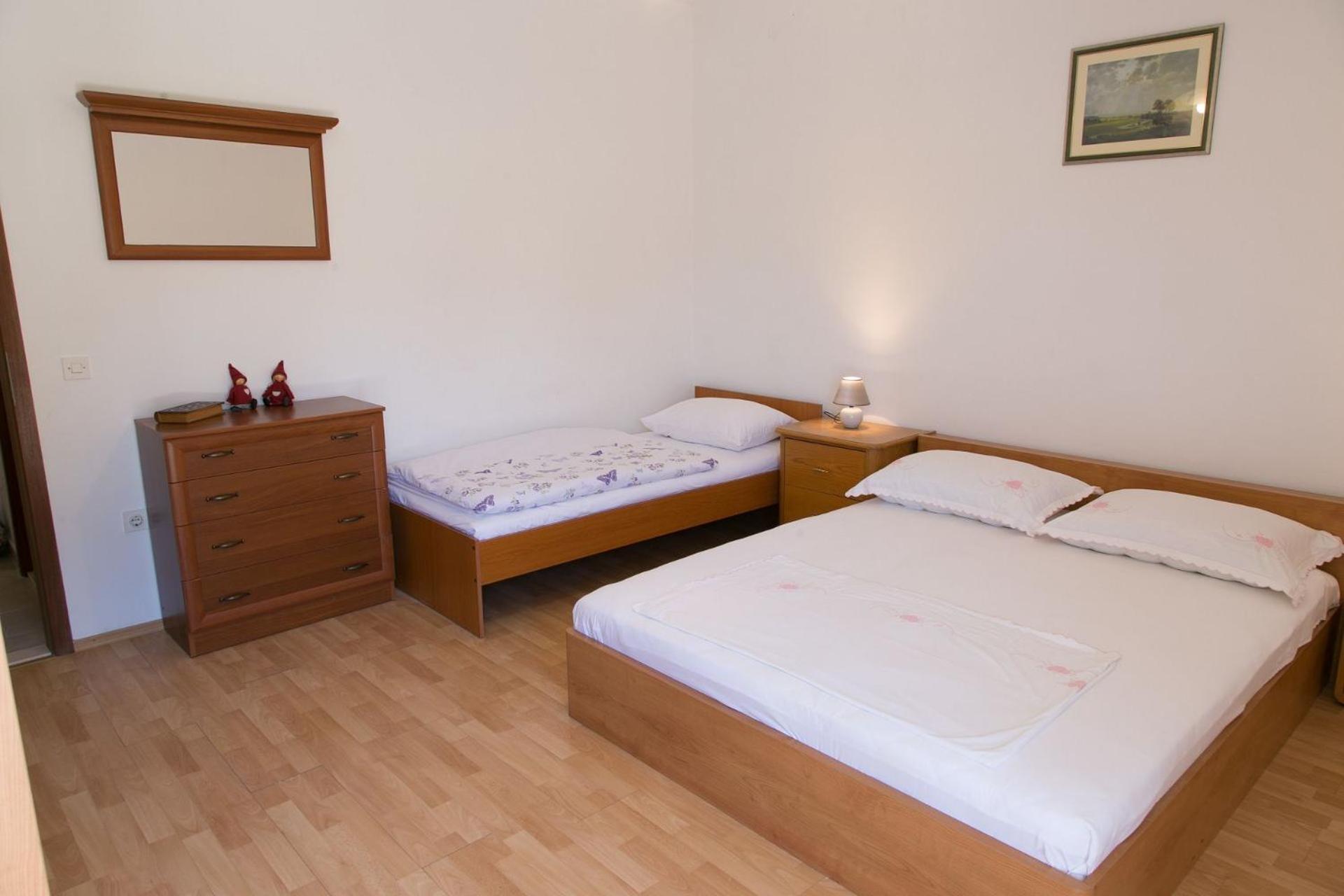 Apartments Ivica - 150M From Sea Trogir Exteriör bild